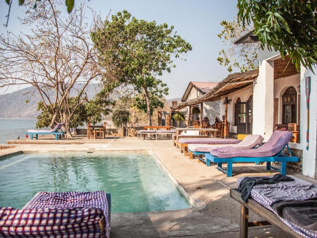 Thumbi View Lodge Cape Maclear Extérieur photo